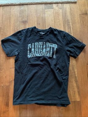 Carhartt WIP Black Short-Sleeve T-Shirt with Contrasting Logo